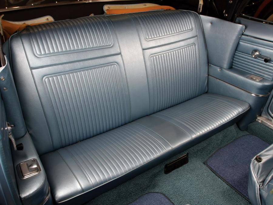  Chevrolet Corvair Monza Convertible 1965 года  (фото 2 из 9)